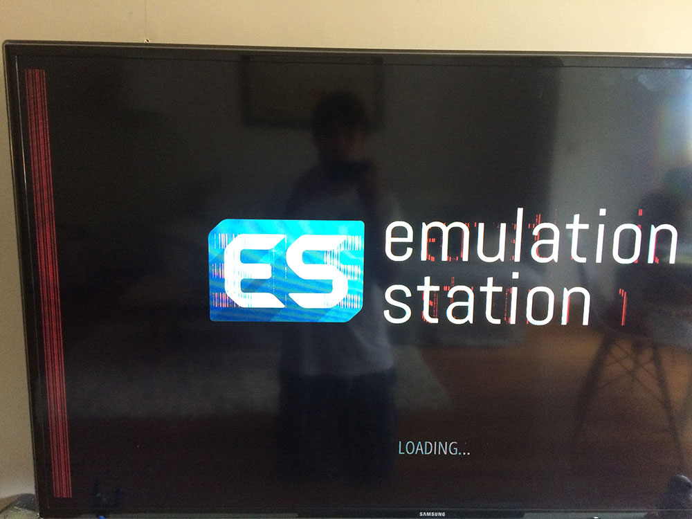 Issues on screen. Emulation Station. EMULATIONSTATION logo\. Emulation Station Theme 2020. Screen Issues.